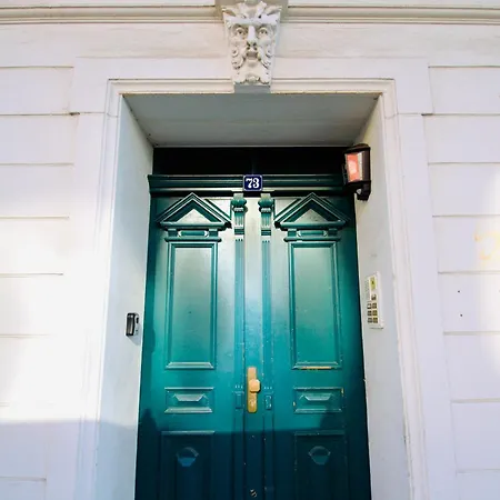 Froehlich Am Staatstheater, Zentrale Lage, Fuer Bis Zu 4 Personen, 46qm * קוטבוס