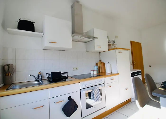 شقة Froehlich Am Staatstheater, Zentrale Lage, Fuer Bis Zu 4 Personen, 46qm كوتبوس