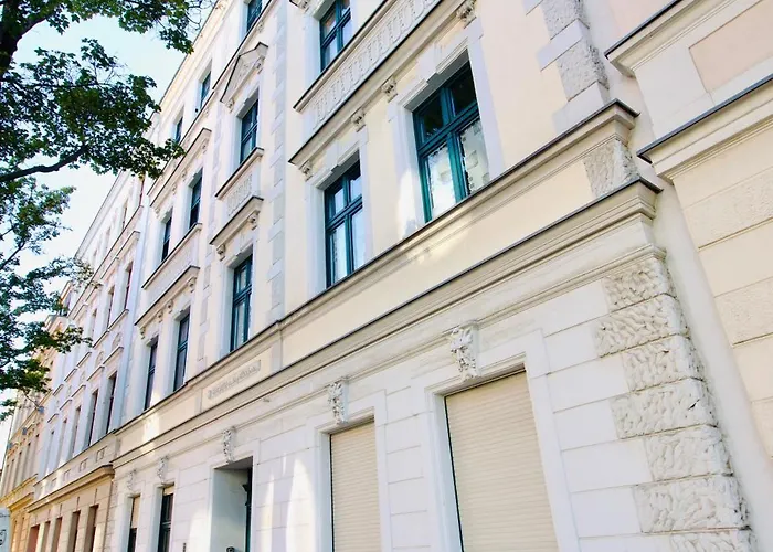 Froehlich Am Staatstheater, Zentrale Lage, Fuer Bis Zu 4 Personen, 46qm