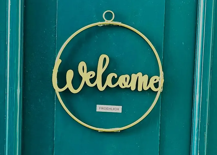 Daire Froehlich Am Staatstheater, Zentrale Lage, Fuer Bis Zu 4 Personen, 46qm *