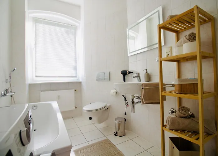 Froehlich Am Staatstheater, Zentrale Lage, Fuer Bis Zu 4 Personen, 46qm كوتبوس