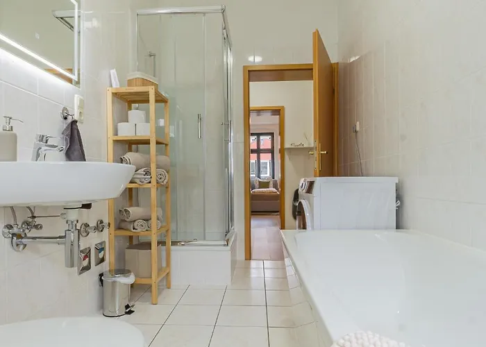 شقة Froehlich Am Staatstheater, Zentrale Lage, Fuer Bis Zu 4 Personen, 46qm